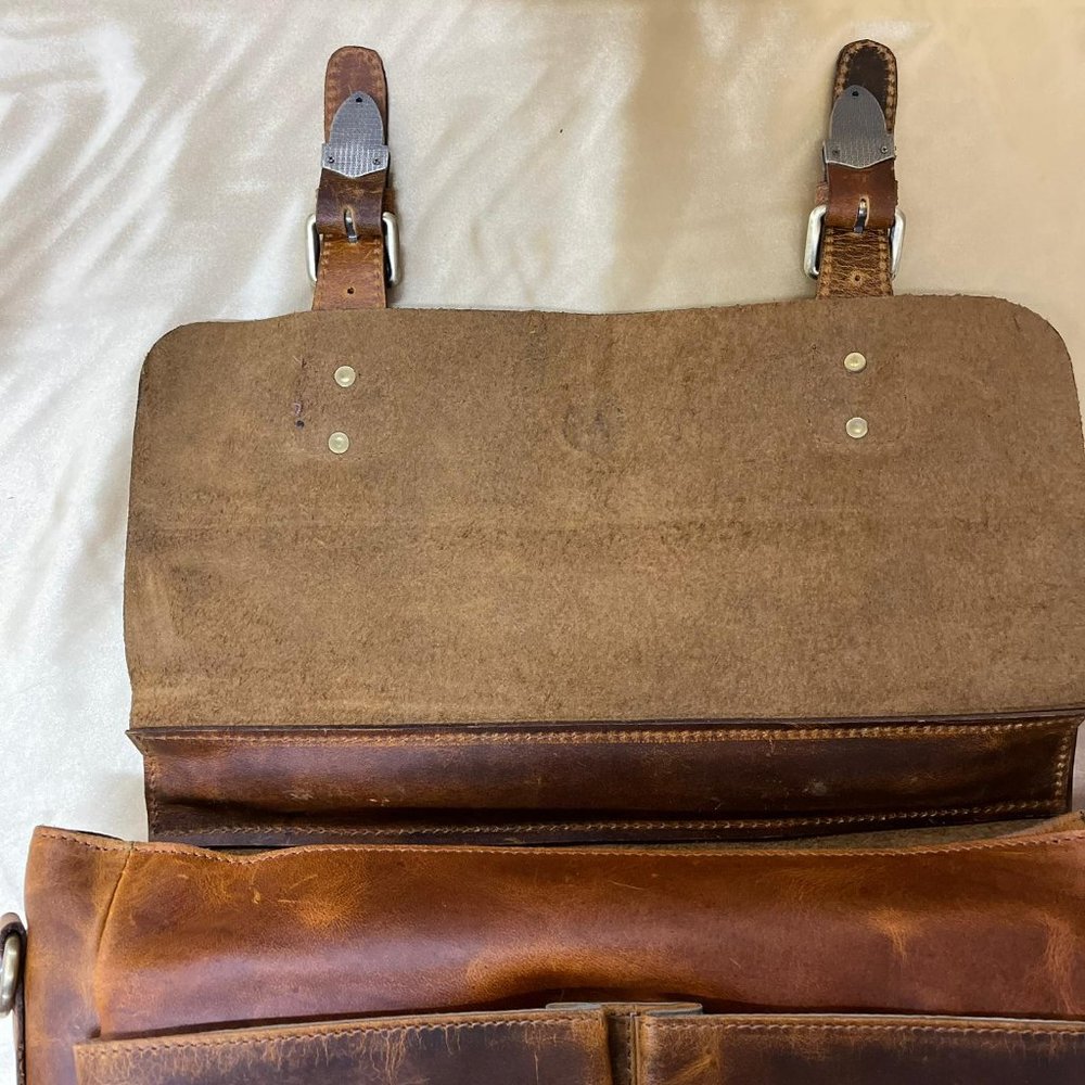 NWT Aaron Leather Goods genuine leather cross body bag - Picture 6 of 7